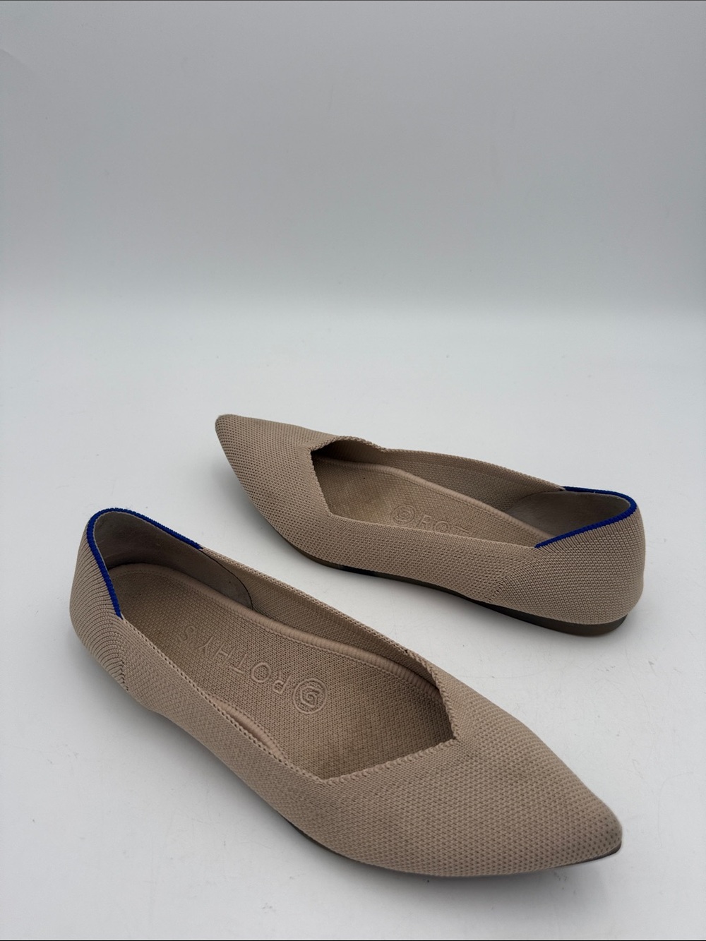 Rothys Pointed-Toe Flats in Beige with Blue Accent women flat vacation casual